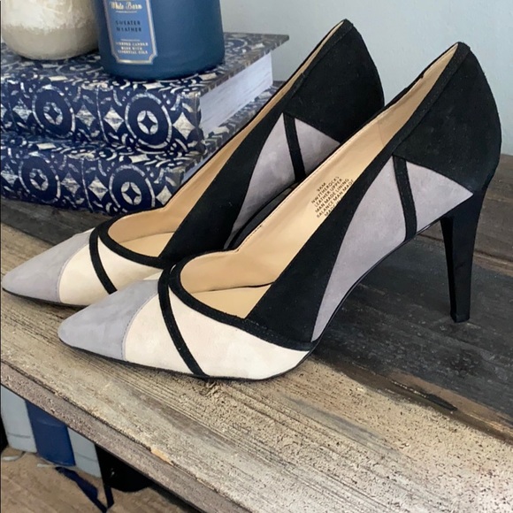 Shoes - Picture 3 of 6